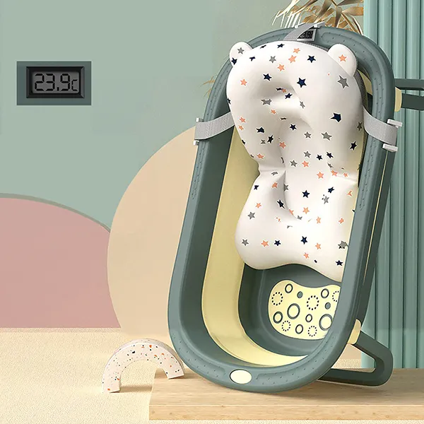 Bathtub with temperature meter