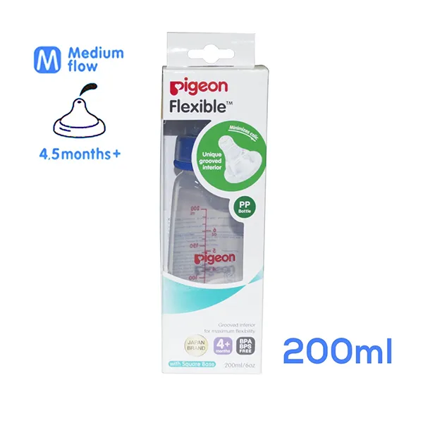 Pigeon Peristaltic Plastic Feeding Bottle
