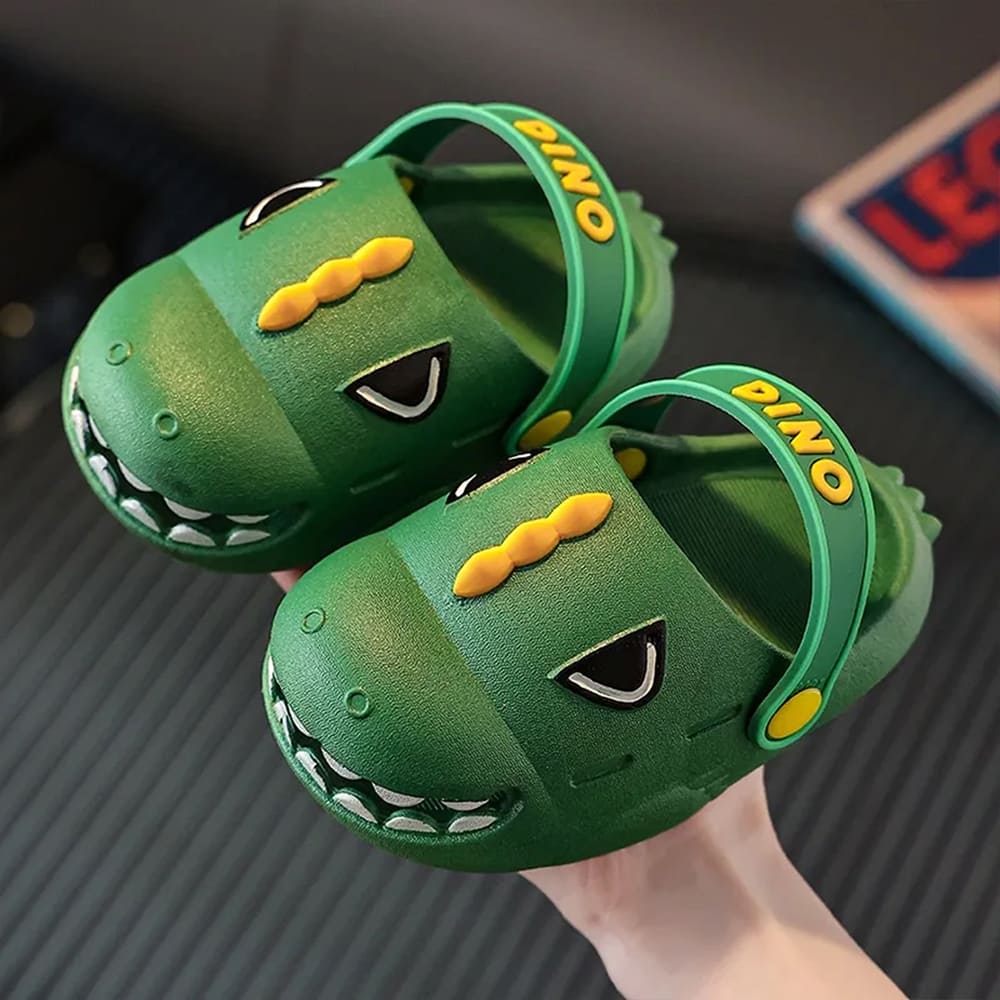 StarAndDaisy Dinosaur Clogs for Kids with Comfortable Back Straps Strips, Lightweight & Non-Slip 3-9 years - JH-990-GREEN