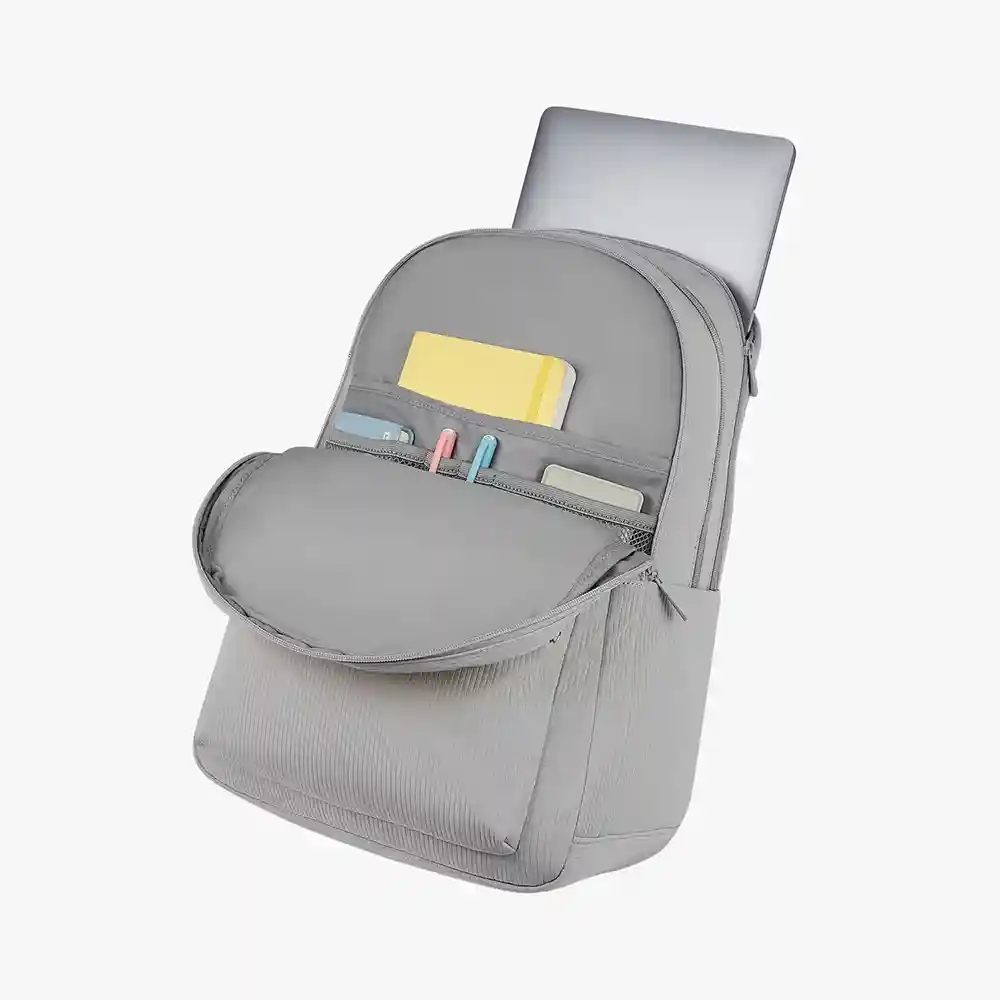 Genie Essence 27.5L Trendy Backpack