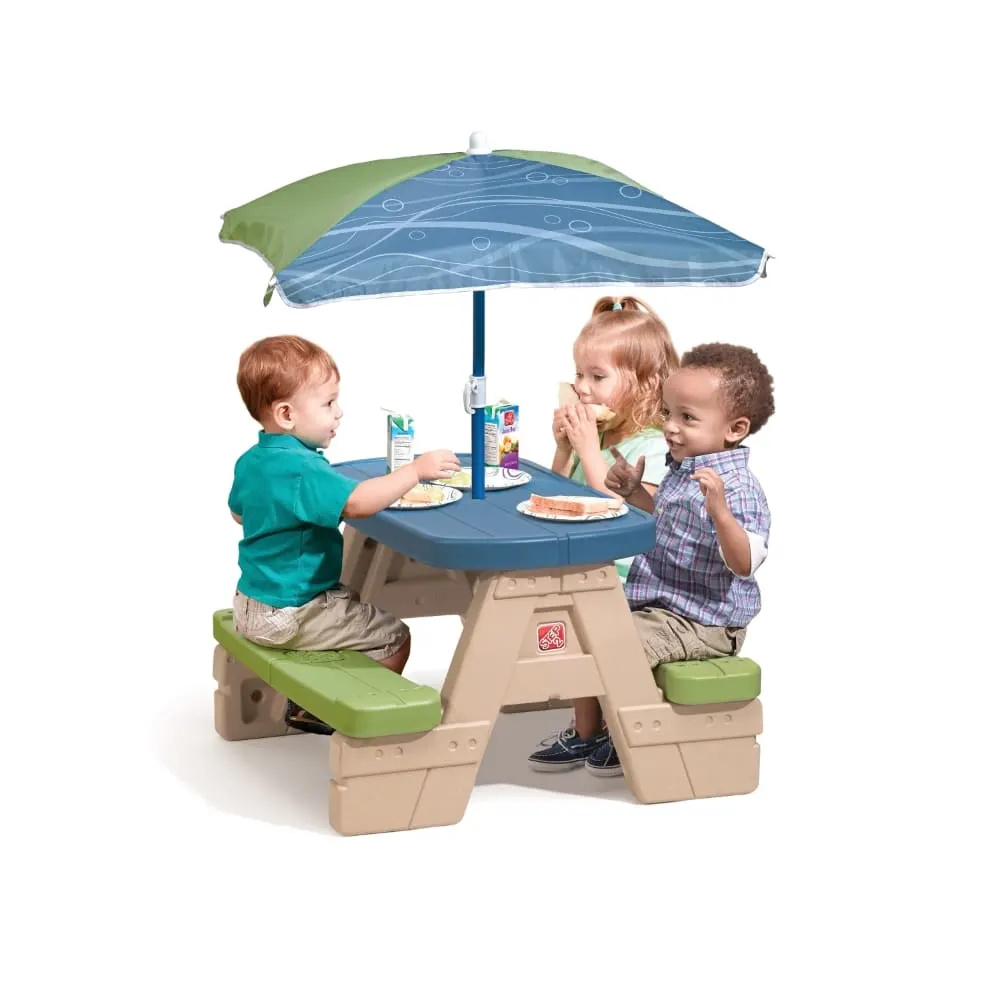 outdoor picnic table