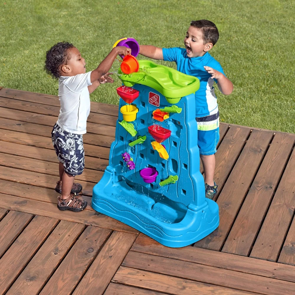 Kids sand and water table