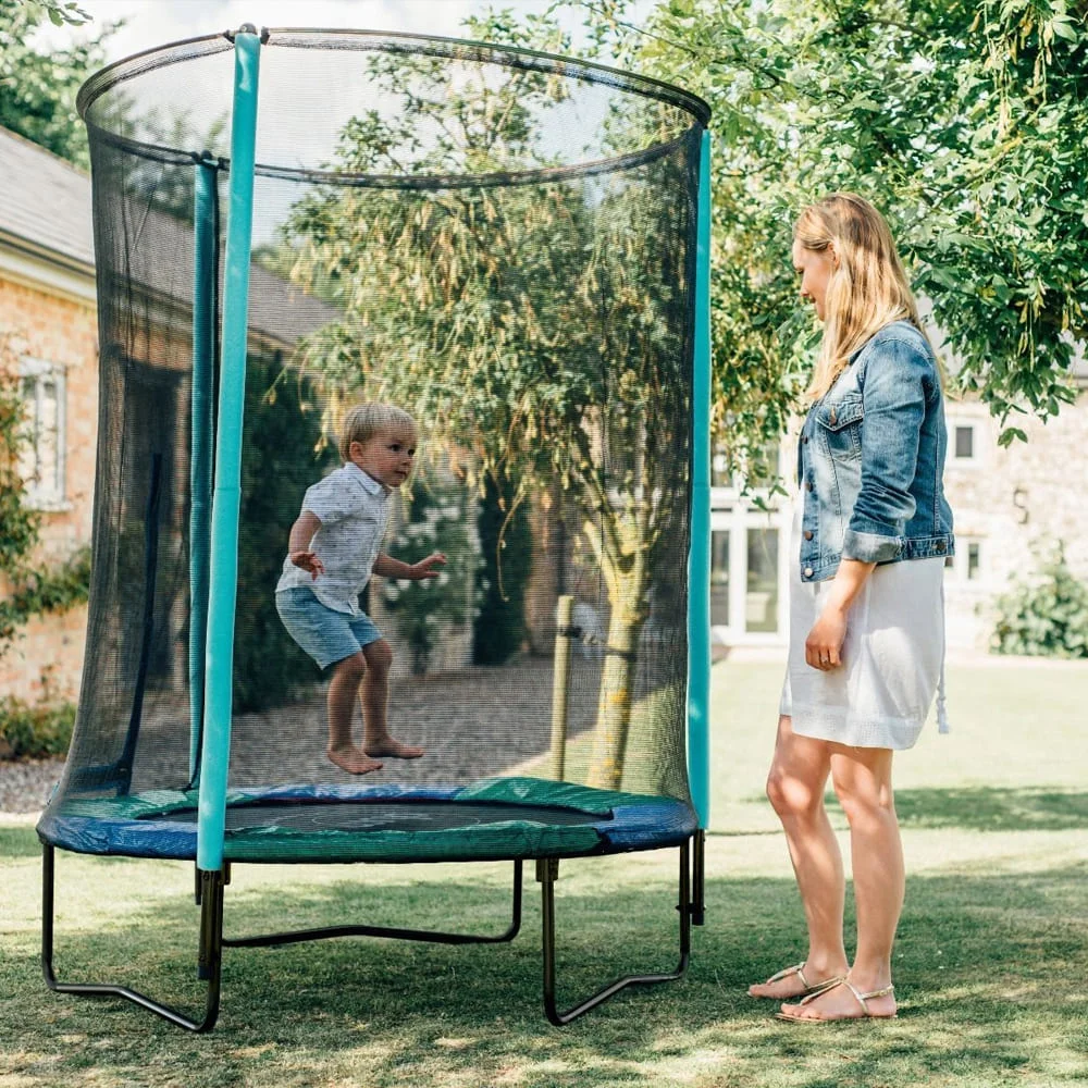 4.5ft Junior Trampoline and Enclosure